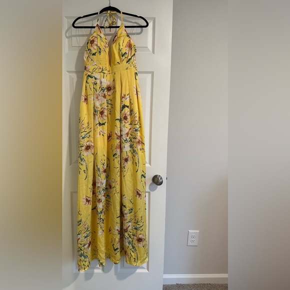Yellow Floral Halter Dress 💐 - Picture 1 of 8